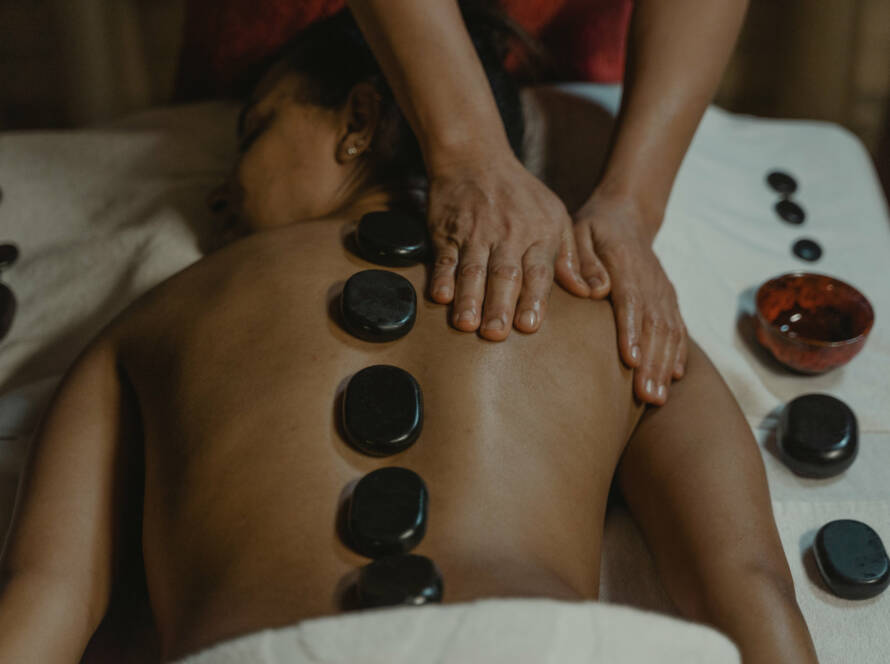 Hot Stone Massage - Massage On Tour